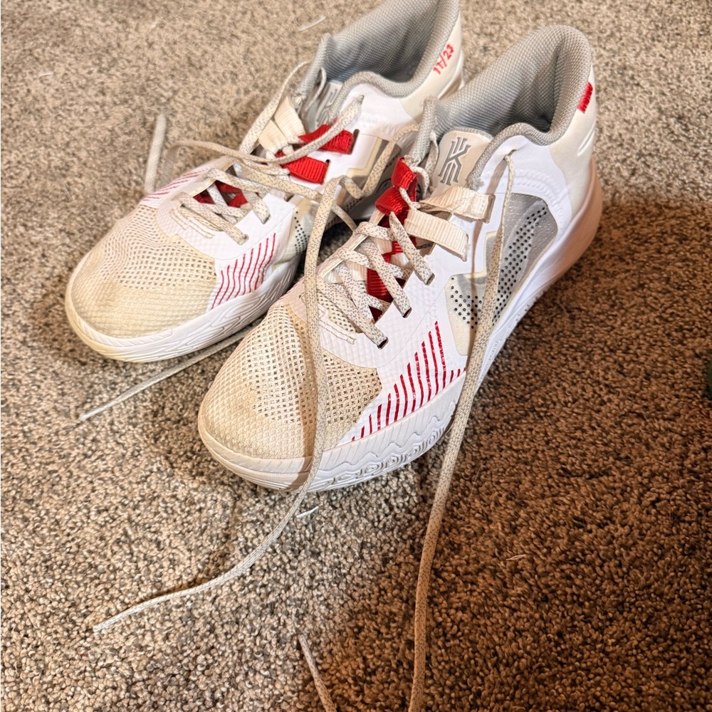 Kyrie Basketball shoes